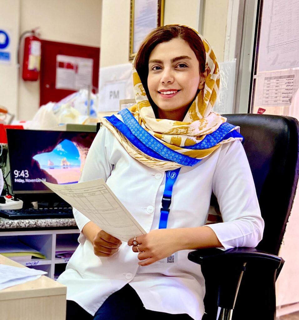 دکتر نازنین حسنی